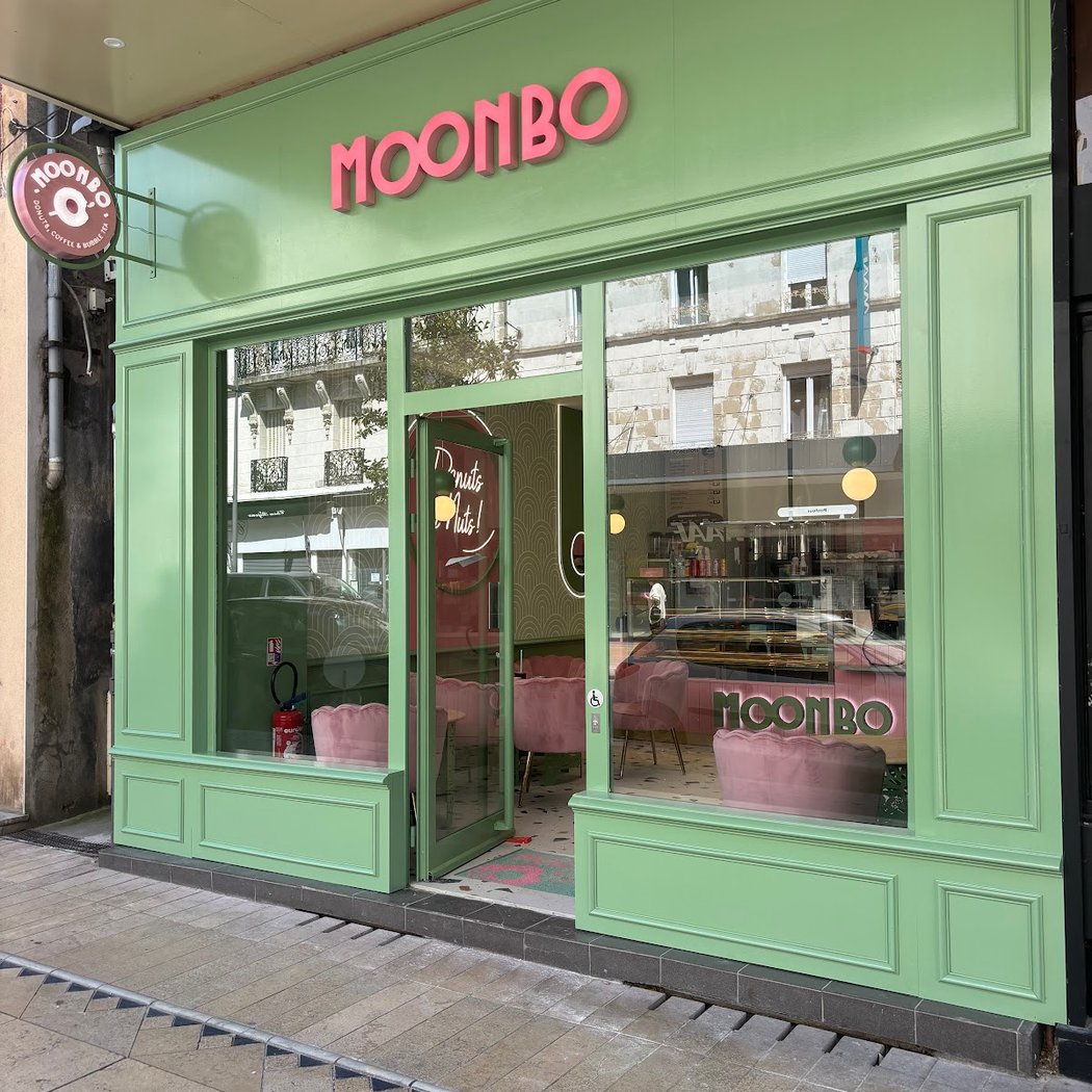Moonbo Vichy | Donuts, Coffee & Bubble Tea 2